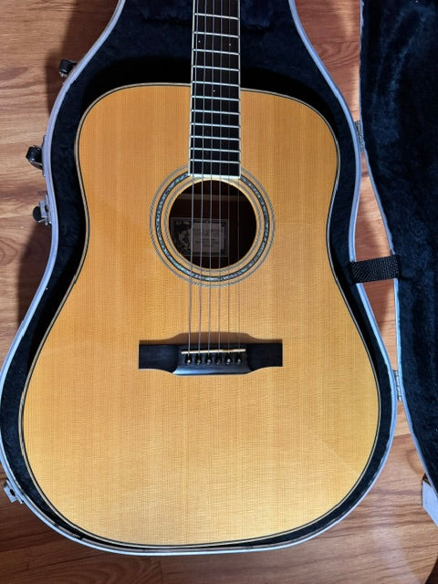 2005 Larrivée D‑05 A/E – Antique Natural – BL Custom – Complete Boutique Acoustic Package