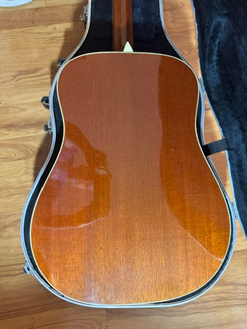 2005 Larrivée D‑05 A/E – Antique Natural – BL Custom – Complete Boutique Acoustic Package