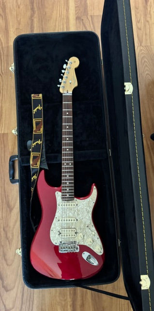 Fender American Standard Stratocaster – Sam Ash 90th Anniversary (USA, 2014) – Candy Apple Red HSS