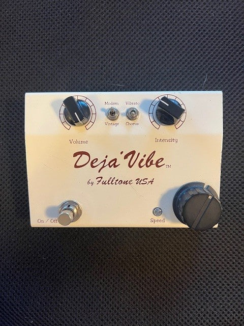 Fulltone Mini DejáVibe – Serial #04120